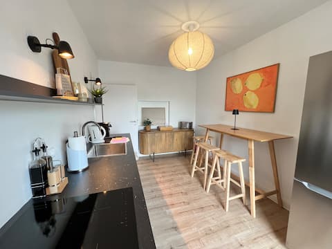 BRiGHT: Modern | Kitchen | Washing | Parking