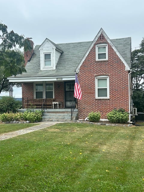 Cozy Home with Valley Views