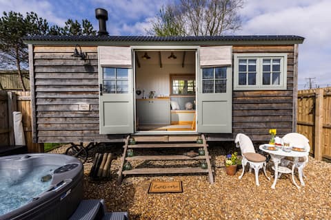 Jasmine Hut