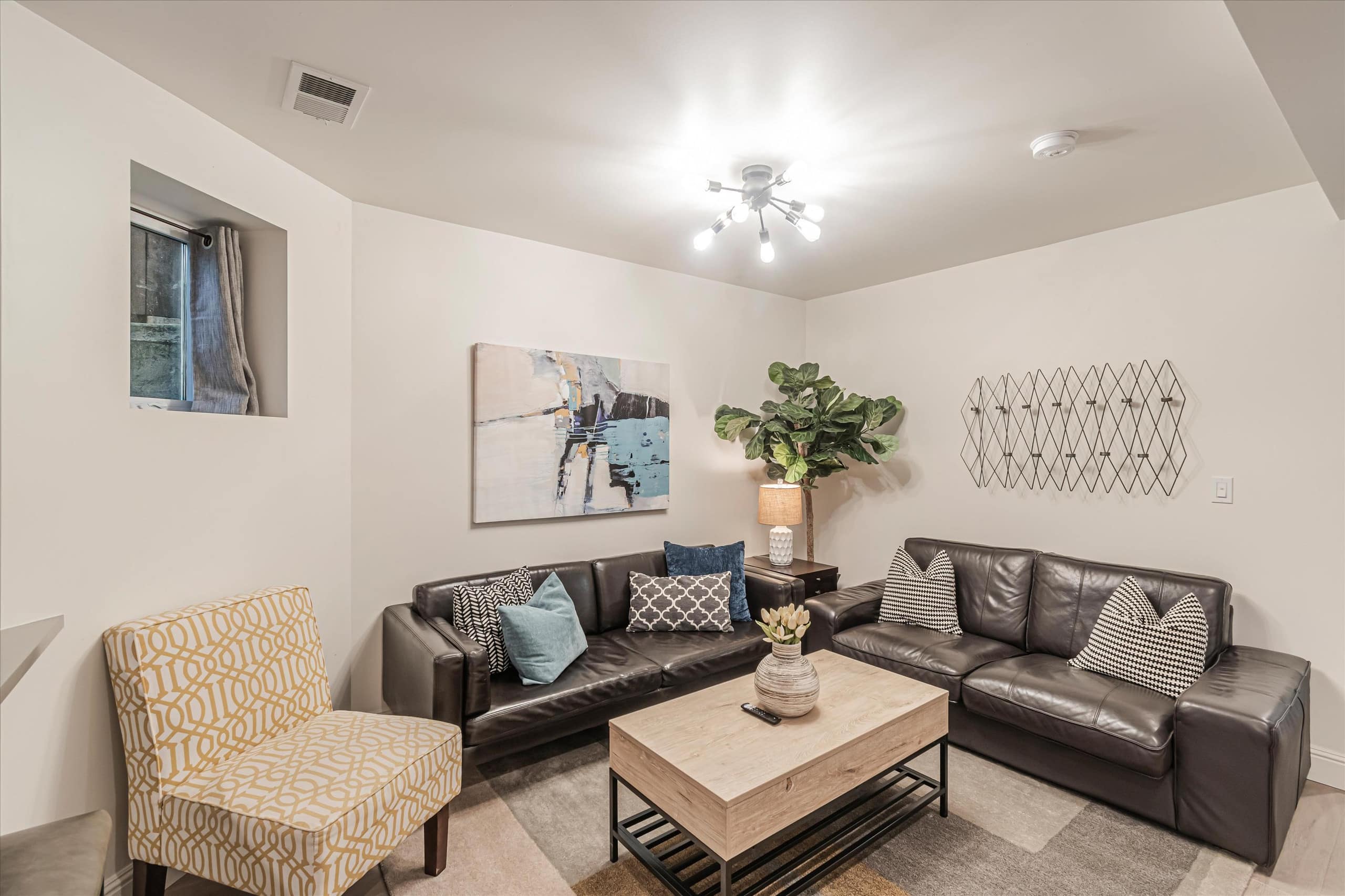 Home in San Francisco · ★4.87 · 2 bedrooms · 4 beds · 2 baths - Image 3