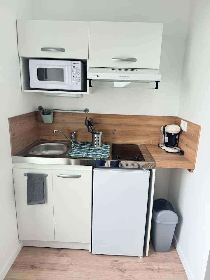 Studio Alice 2 Personnes - ibis Budget Caen Memorial