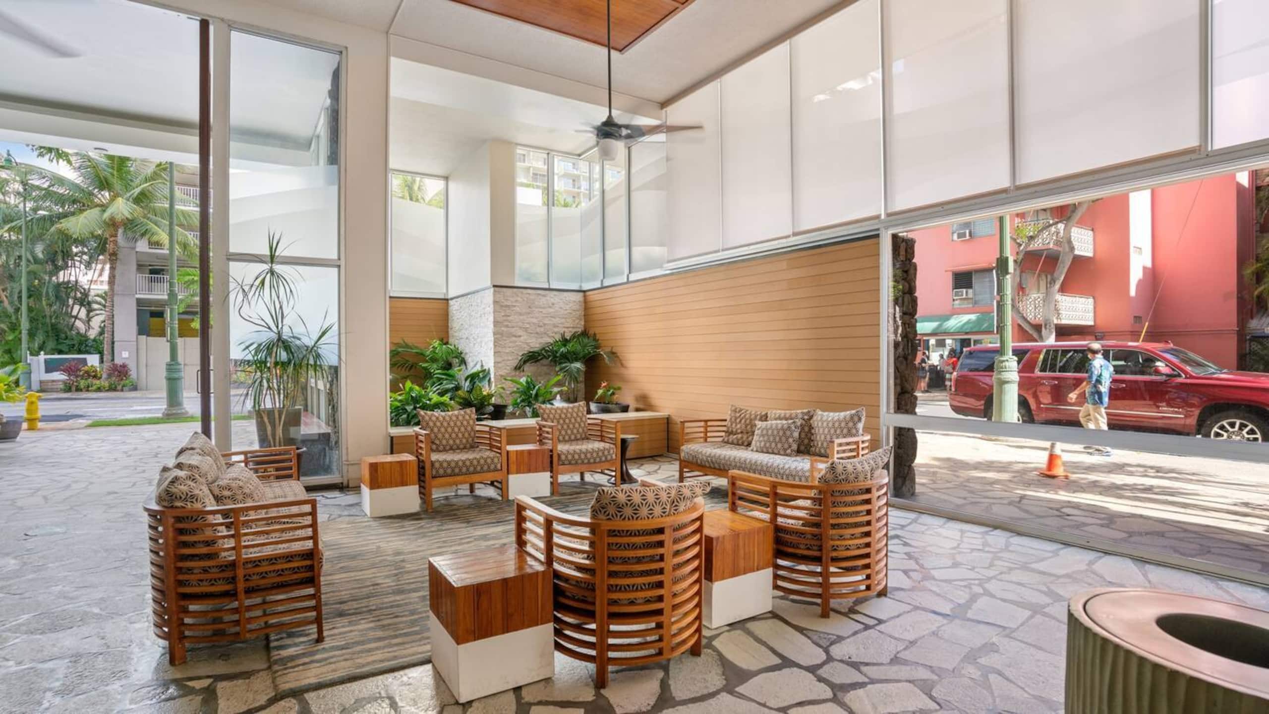 Hotel in Honolulu · ★4.76 · Studio · 1 bed · 1 private bath - Image 26