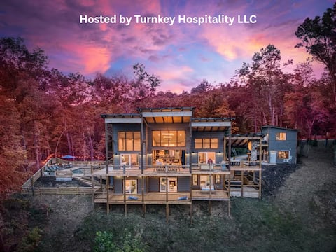 Fall Views*5 kings*Hot Tub*Heated Pool*Holiday