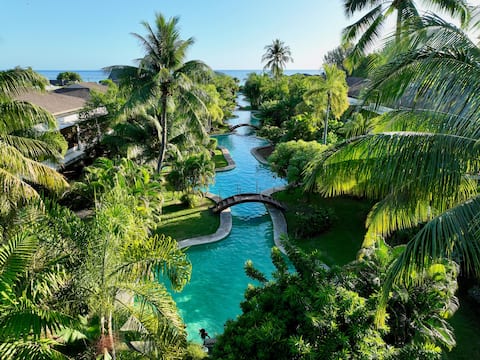 Peaceful Haven with Pool and Idyllic Beach