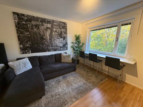 Popular Airbnb listing: Close to metro, the beach and the forest. in Hässelby Vällingby