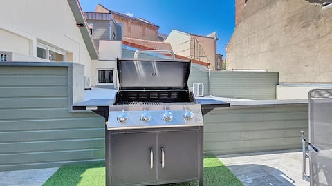 Entire accommodation for 18 people, new and air-conditioned