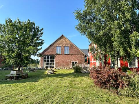 Victor's Farmhouse - Whole house for 8 people