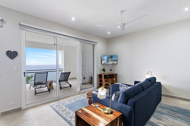 Penthouse on the Beach!