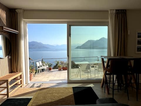 Top Airbnb: LaVistaBlu - Lake view studio w/ terrace a Stresa