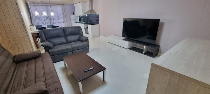 Apartamento - Loft 2 Dormitorios, Jacuzzi Y Garage - Costa Daurada (Spain)