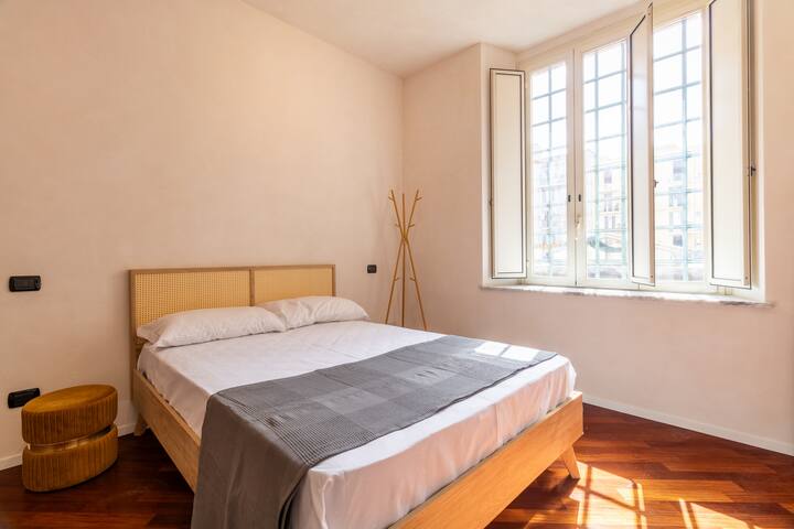 Renovated Apt Next to St. Peter