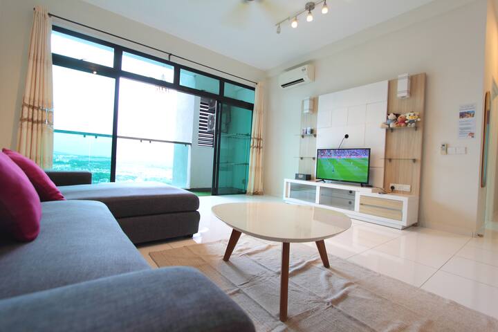Sky Loft@walk 2 Aeon Bukit Indah@3br@6pax@legoland - Skudai