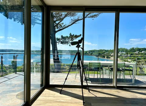 Breathtaking sea views and large terrace