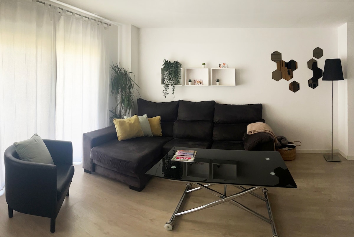 Successful Airbnb property: Apartment in Plaza del Carmen in València