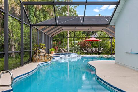 Turquoise Turtle Cove-25 Mins to the Beach & Port!