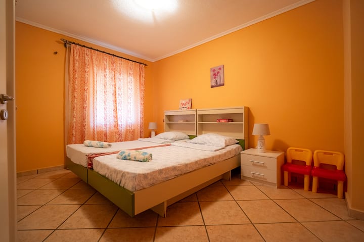 საძინებელი 2