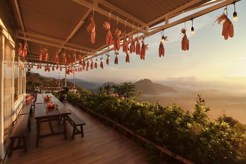 Tho Non Garden - Cloudy Ocean View