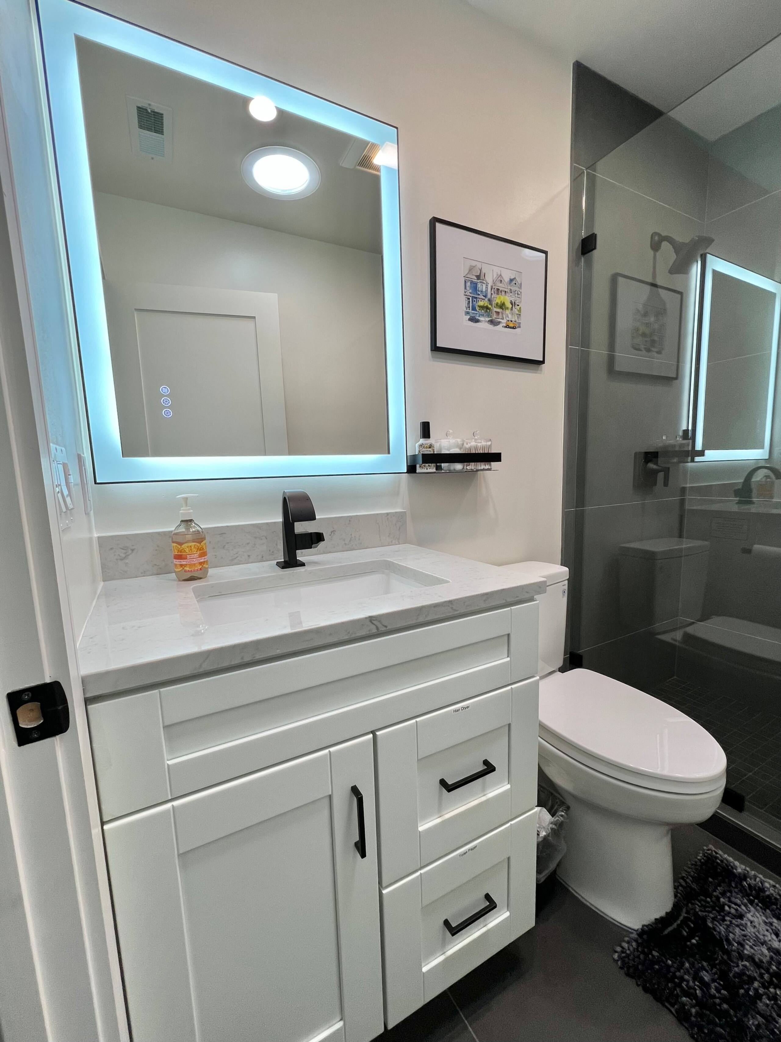 Home in San Francisco · ★4.98 · 3 bedrooms · 4 beds · 2 baths - Image 28