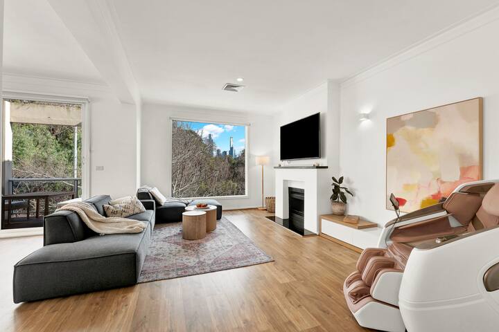 Ultra Prime Loc & Lux 2 Masters + 3Bd+3ba+1C gallery image 2