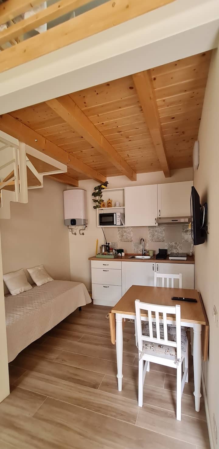 Suite Near Bgy - 24/7 Check-in - Elementsorio Bnb - Orio al Serio