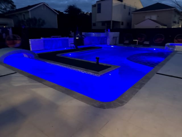 Jazz fest French quarter 2 min uber to downtown