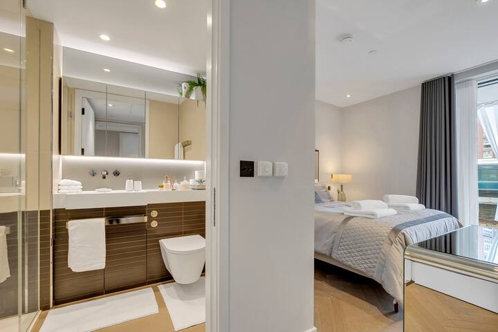 *Rare Find* Holiday Home In London gallery image 5