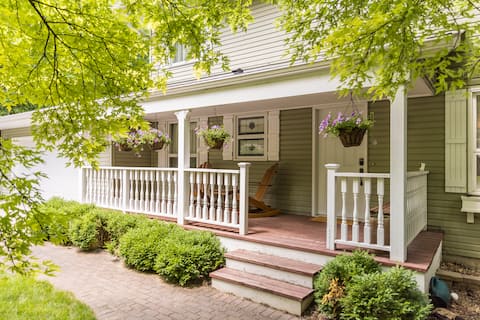 The Green House. Walkable to everything.