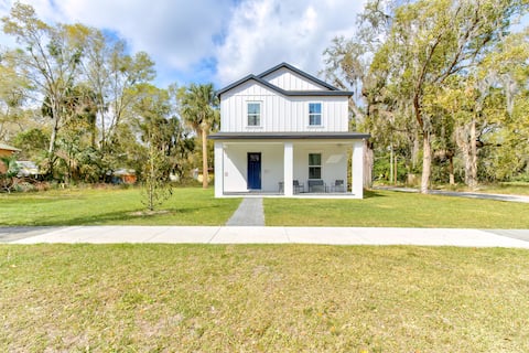 The Hub | Four Bedroom House | Close to Downtown