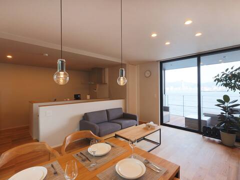 Villa B:Ocean View, Near Karato Market & 2 Shrines