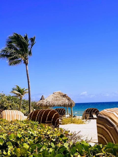 Oceanfront & Intracostal Private Villa Resort