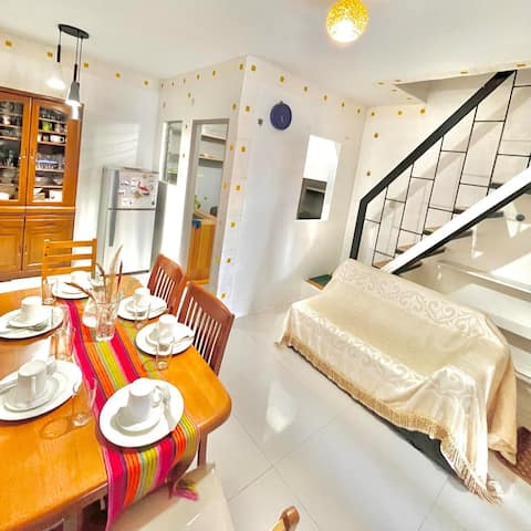 Inay's Place - Wifi/Netflix/KTV/BBQ Grill outdoor