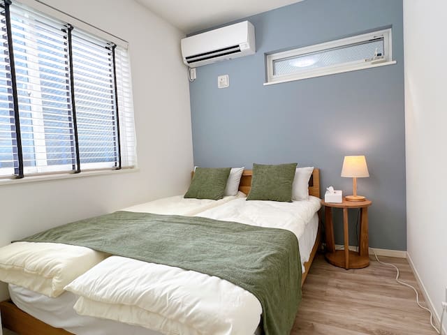 【新宿・電車3分/渋谷・電車10分/新大久保駅・徒歩5分】最大9名/75㎡/新築デザイナーズハウス gallery image 4