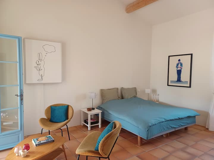 საძინებელი 1