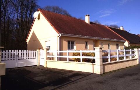 2 Bedrooms 8 minutes from the circuit