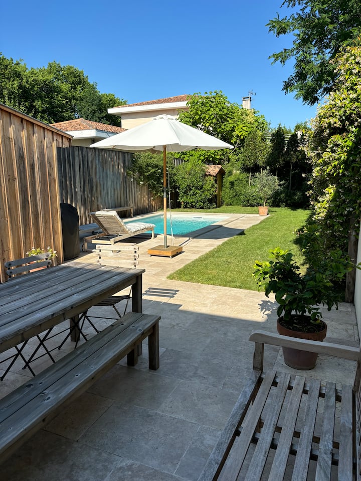 Maison Avec Piscine à Bordeaux - Bordéus