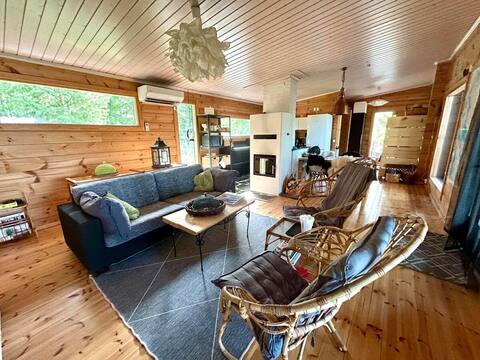 Top Airbnb: Cottage and sauna in a quiet area in Keski Suomi