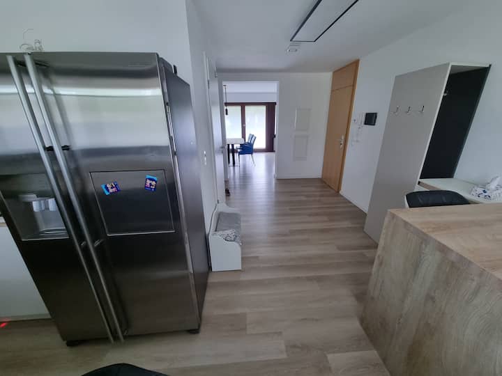 L - Moderne 3 Zimmer Wohnung - Stoccarda