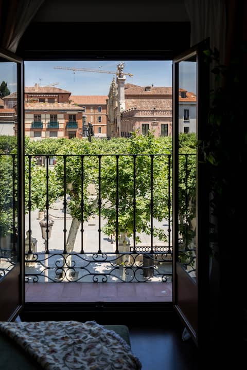 Unique Views I Premium Duplex I 2 Bedrooms