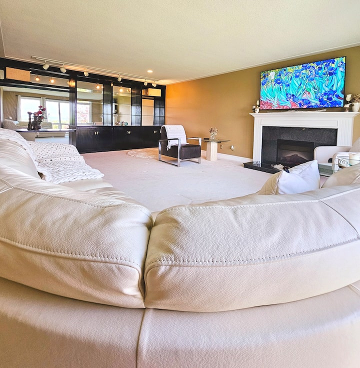 Evergreen Luxury Oasis - Moncton