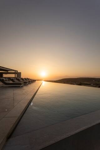 The Olive Breeze Villa , in the hills of Naousa gallery image 4