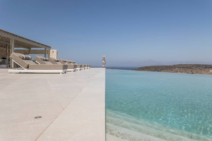 The Olive Breeze Villa , in the hills of Naousa gallery image 3