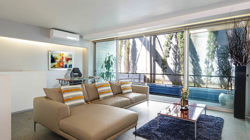 Amplio Apt. con Terraza y A/C en Masaryk Polanco