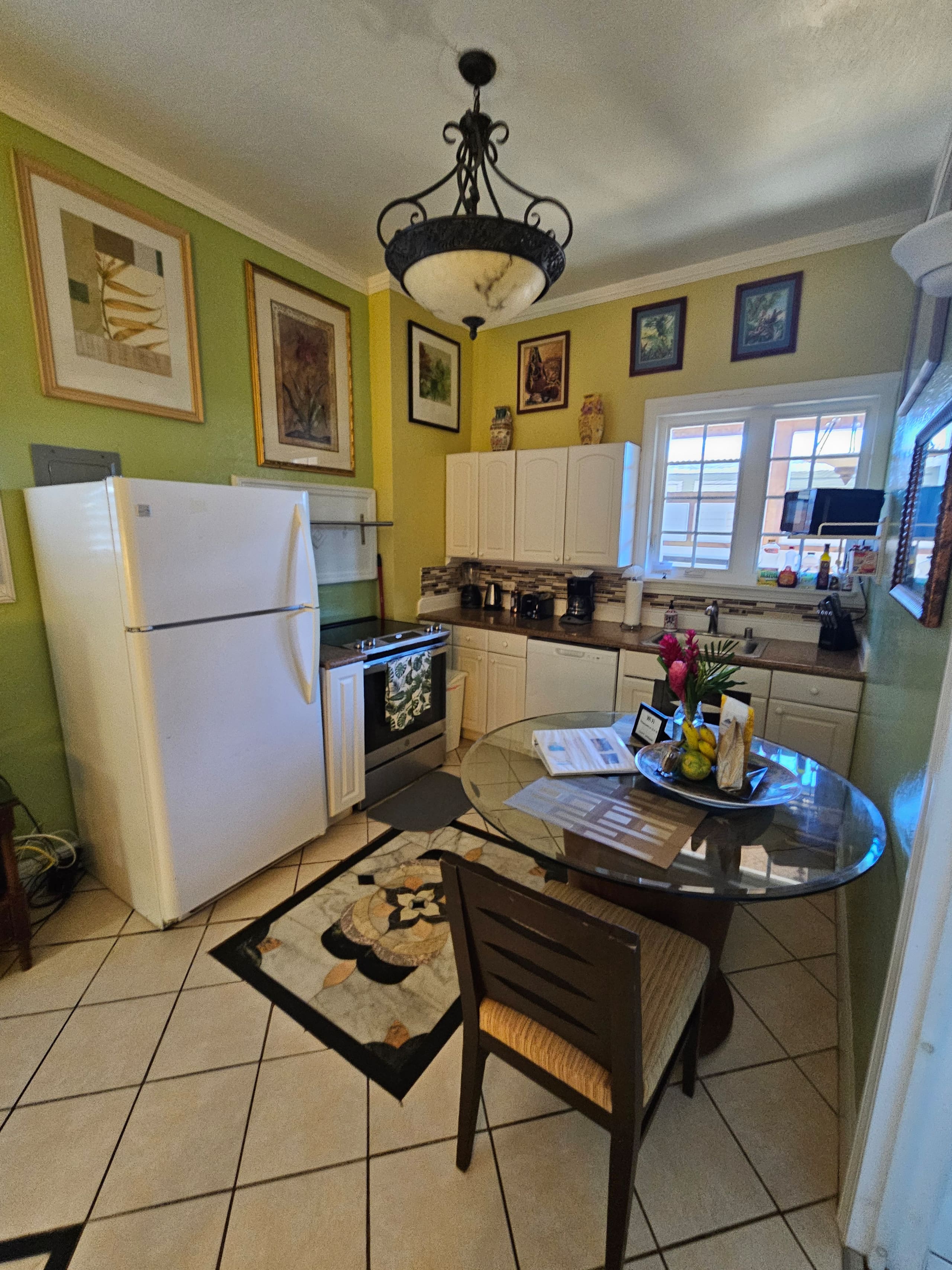 ☺Memorable Eastside Apartment Close to Ocean - Photo 80