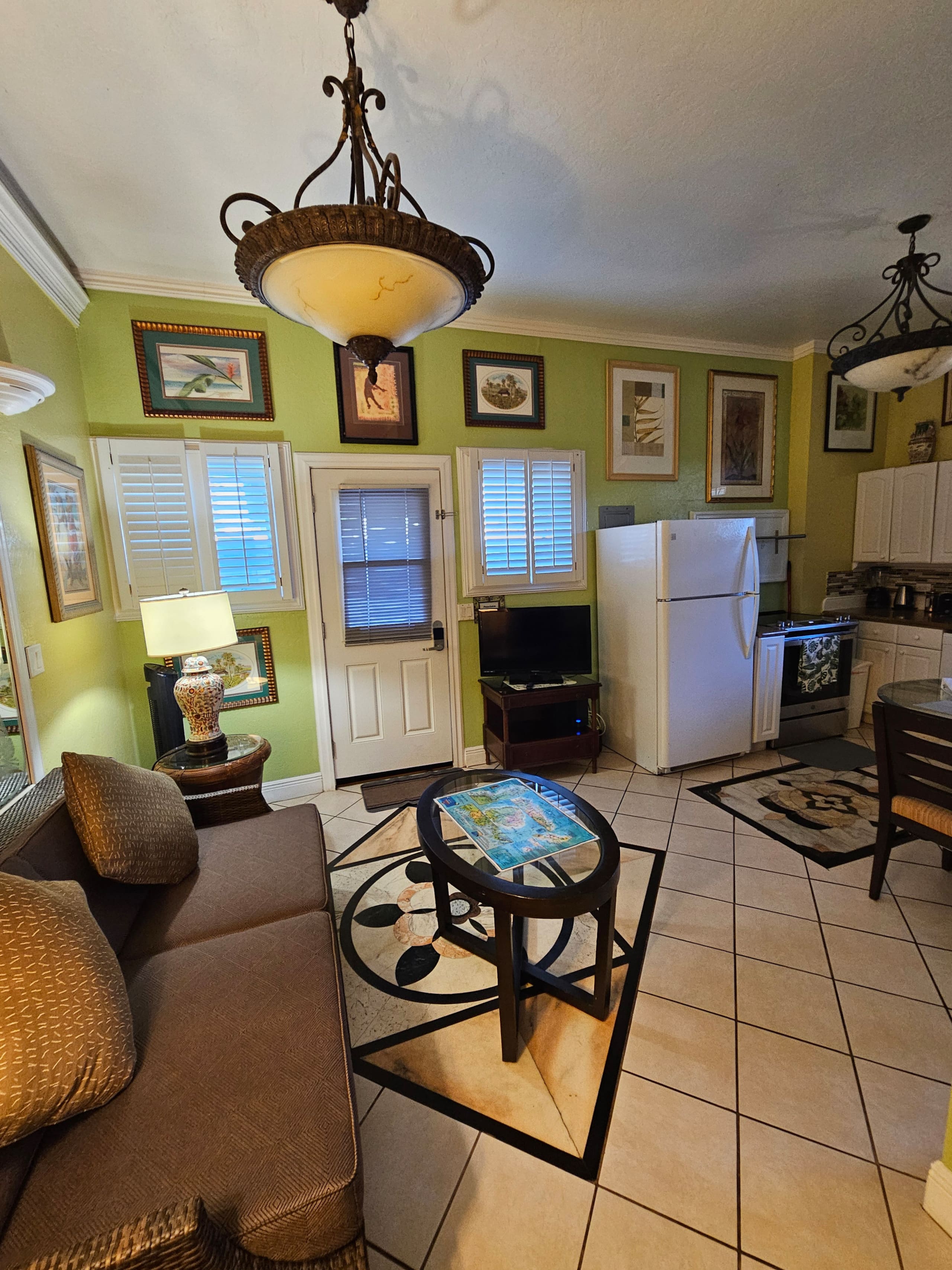 ☺Memorable Eastside Apartment Close to Ocean - Photo 77