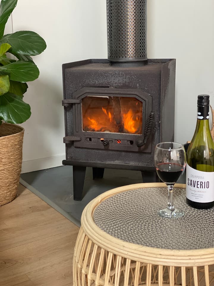 Greenfields Retreat - Breakfast Included - Sale, Australia