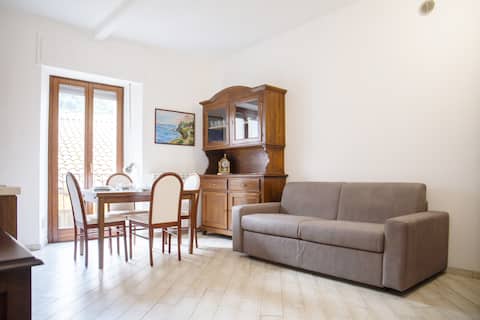 Successful Airbnb property: L'Arco | Apartment within walking distance of the lake in Lesa