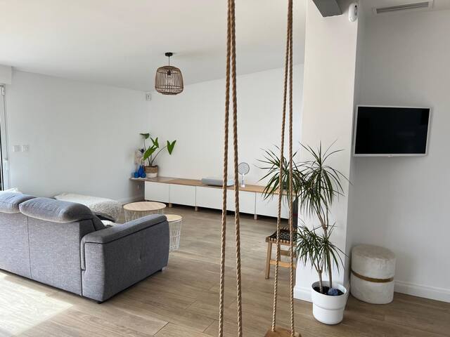 Maison avec piscine chauffée gallery image 5