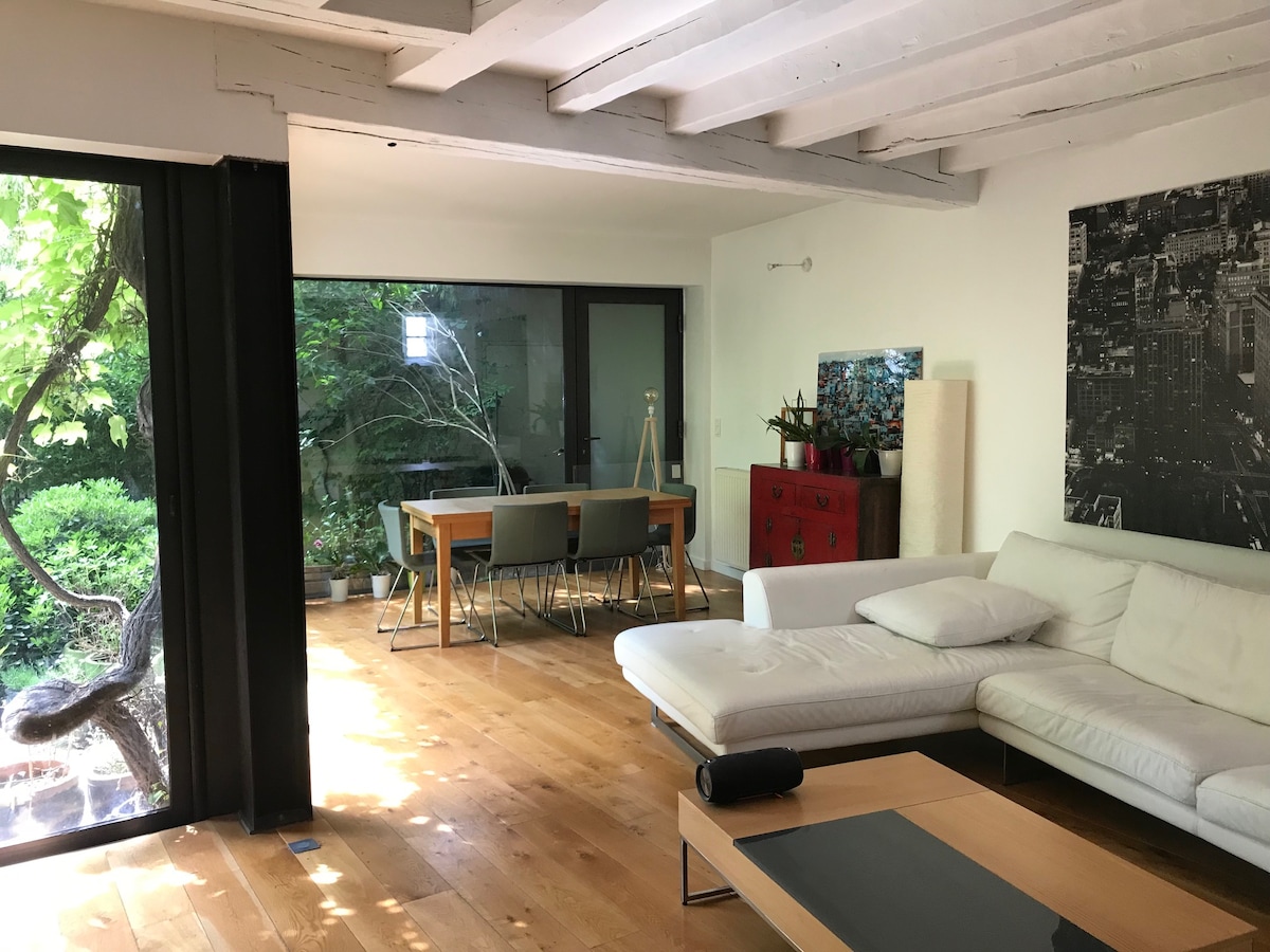 Airbnb performant: House in the countryside 180 m2 4 bedrooms/sleeps 8 à Malakoff