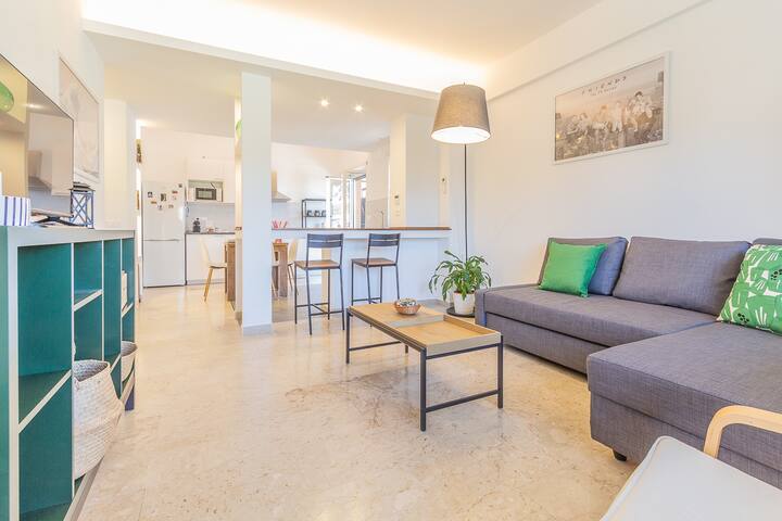 Terry’s Place – 3 Bedroom Apartment near Vatican