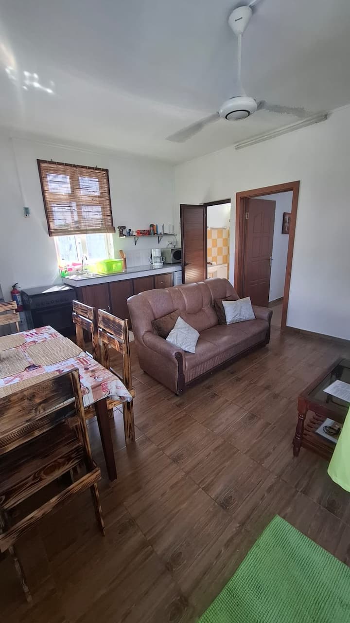 2 Bedroom Apart - 150 m from Beach